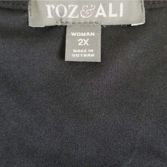 Roz & Ali Blue & Black Top Size 2X - Picture 11 of 13